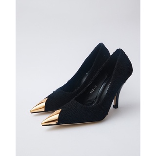 19821 - CAO GÓT ADDISON CLOSED TOE HEELS
