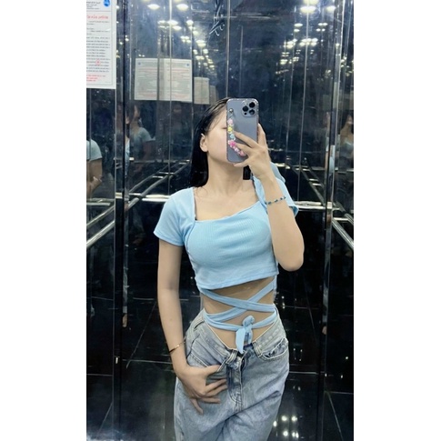 ÁO CROPTOP QUẤN EO TAY NGẮN CÓ MÚT