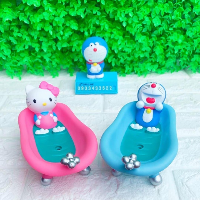 KỆ NHỰA ĐỰNG CỤC XÀ BÔNG HELLO KITTY - DORAEMON