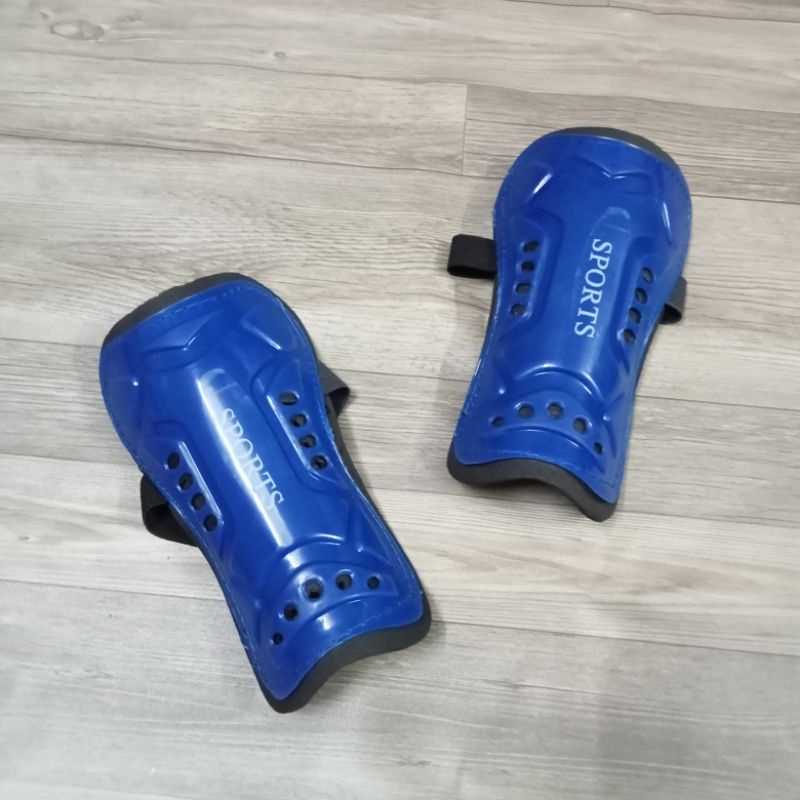Dụng cụ bảo vệ ống đồng CLB Sport có dây đeo