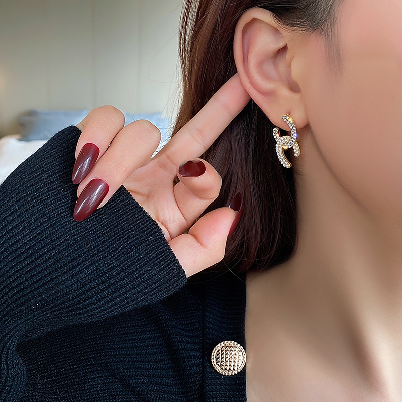 Bông Tai Chữ C Đính Ngọc Trai Lấp Lánh Thời Trang Hàn Quốc Cho Nữ