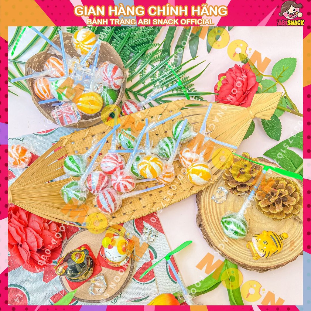Set 5 cây kẹo mút kèm đồ chơi chong chóng xinh xắn bánh kẹo độc lạ Moon Snack Food