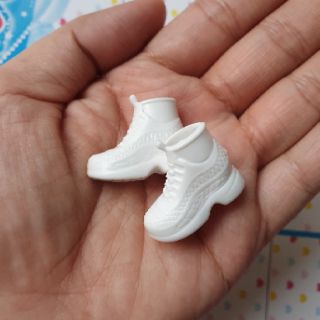 Bộ giày nón thể thao cho búp bê