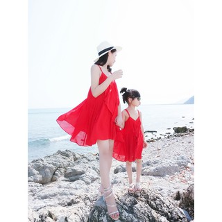Đầm hai dây vải voan trơn màu cho mẹ/ bé