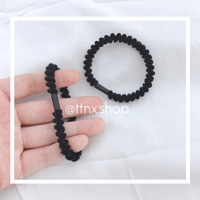 Chun buộc tóc đen trơn