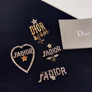 Cài áo tim ja.dior