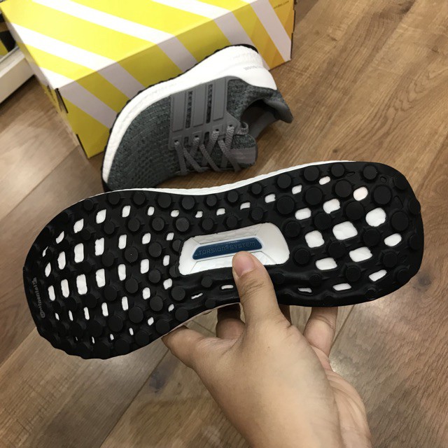 ( cam kết chất lượng) Giầy Ultra boost 4.0 màu xanh rêu chất đẹp( Fullbox)