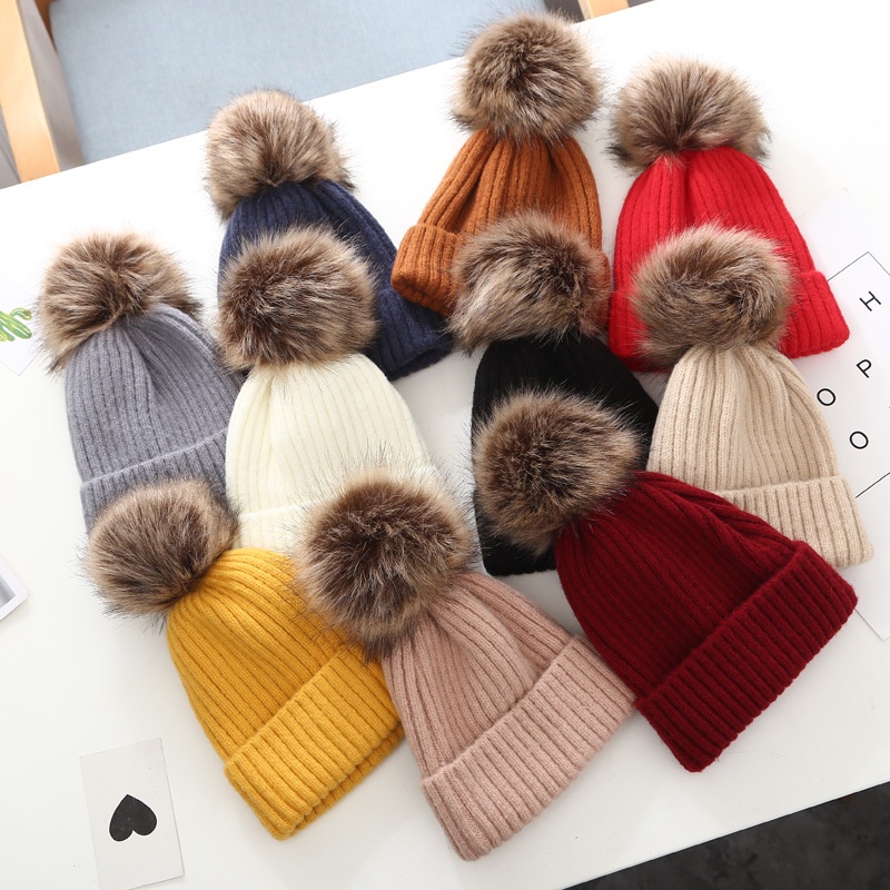 Mũ beanie dệt kim đính quả cầu lông dễ thương cho bé