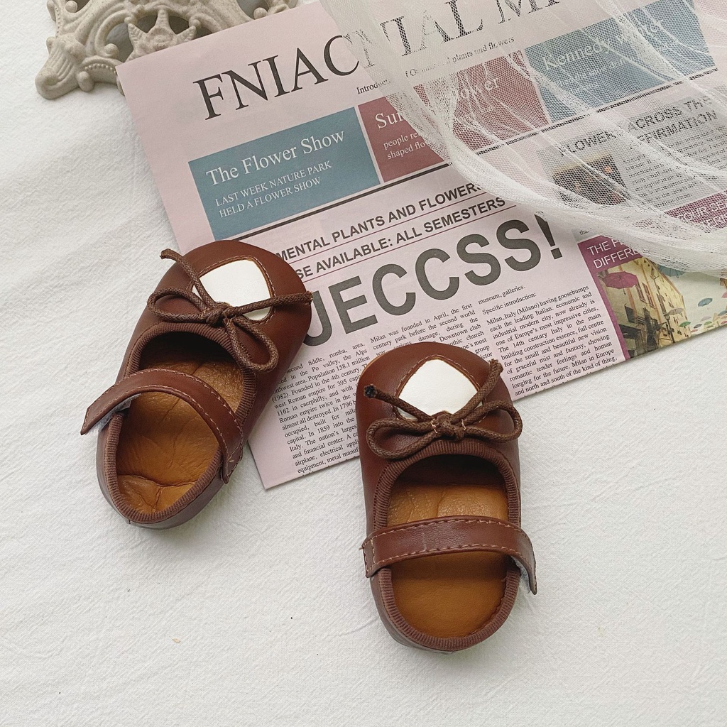 Giày tập đi cho bé trái tim chống trơn trượt phong cách Hàn quốc 803