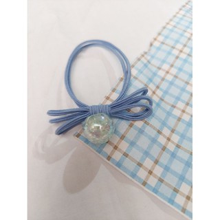 cột tóc đủ kiểu đủ màu