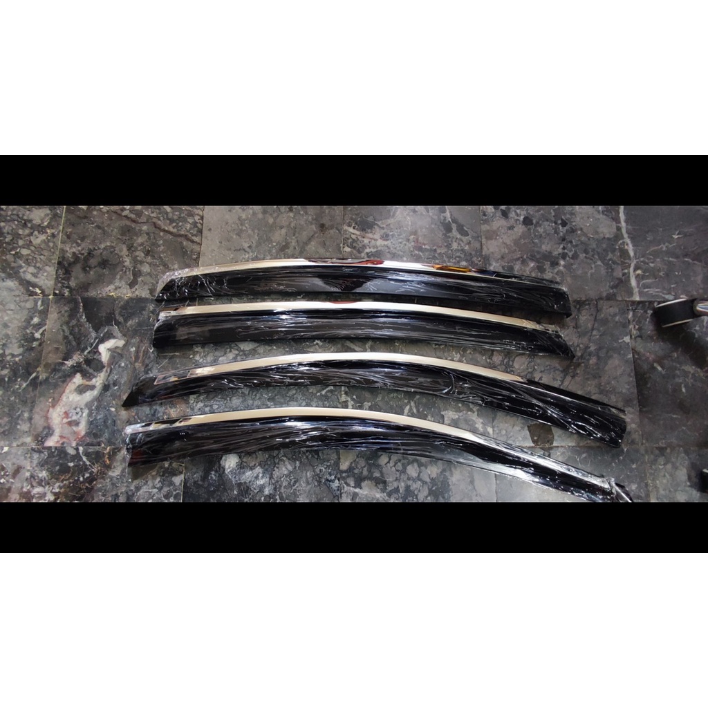 Bộ Vè Che Mưa Đen Hyundai i10 Hatback 2022 - Hàng Cao Cấp