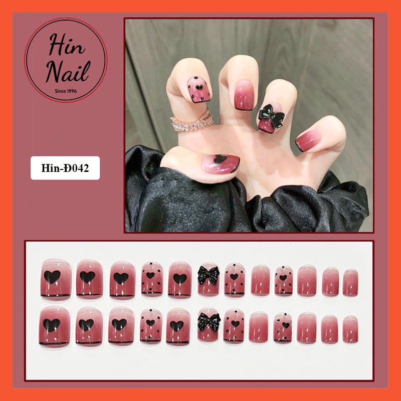 móng tay giả đính nơ đen ngắn Hin Nail form ngắn họa tiết trái tim