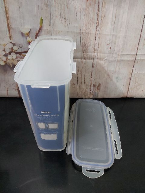 Hộp nhựa bảo quản thực phẩm Lock & Lock HPL713