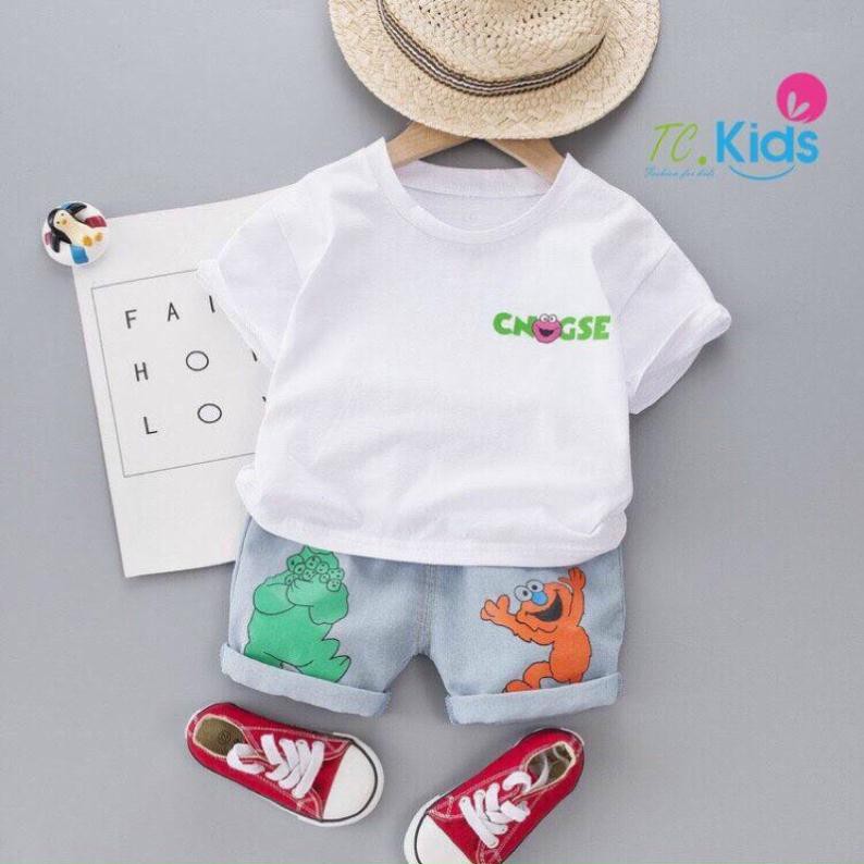 Bộ áo phông KL mix với quần sooc cho bé trai