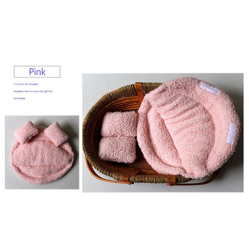 Gối lông nhung màu nâu sô cô la chụp hình cho bé sơ sinh