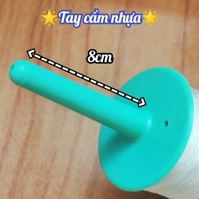 Tay cầm và dây nhợ thả diều, hơn 100 mét