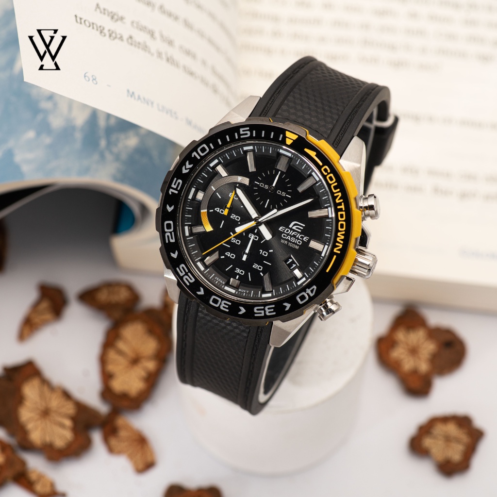 Đồng Hồ Quartz Nam Casio Edifice WATCHSTORE EFR-566PB-1AVUDF, Mặt Kính Khoáng 43mm, Dây Nhựa, Vỏ Thép Không Gỉ