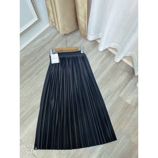 Chân váy xếp ly
