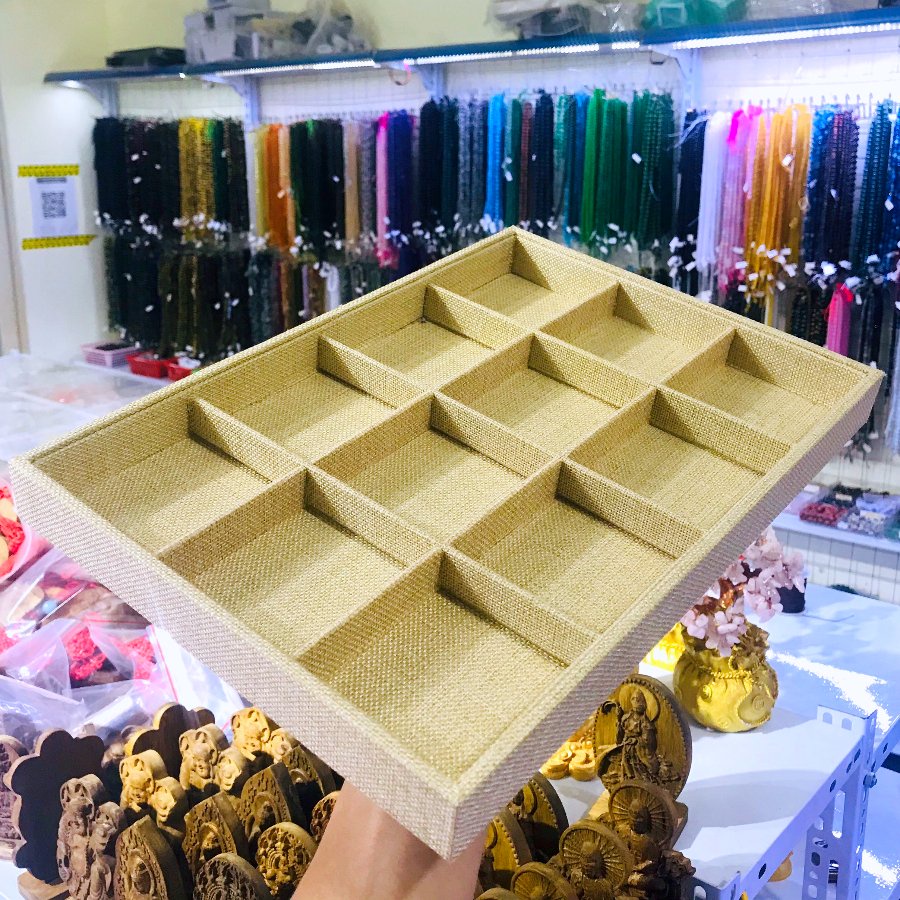 Khay trưng bày và giữ phom trang sức, hộp đựng bảo quản
