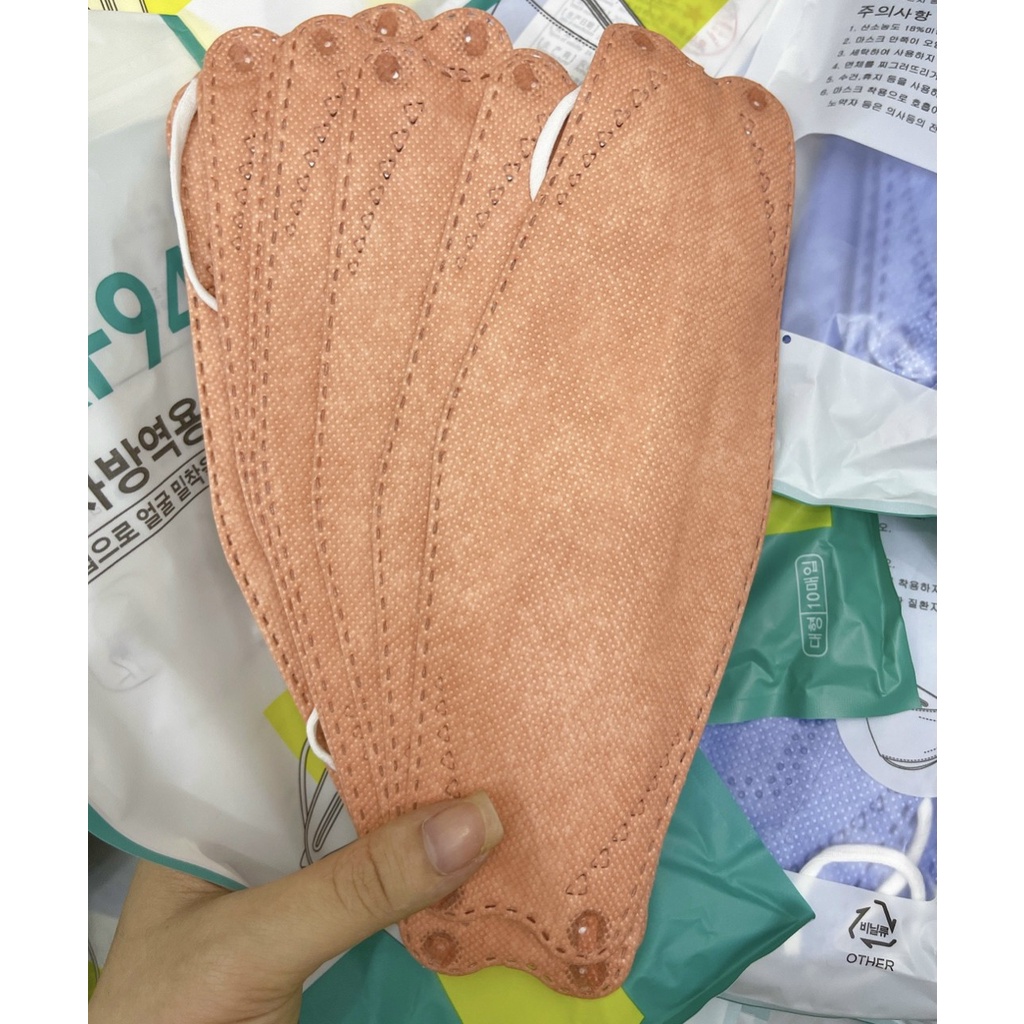 Hàng có sẵn - 10 cái khẩu trang Hàn Quốc KF94 màu tím vàng cam hồng xanh