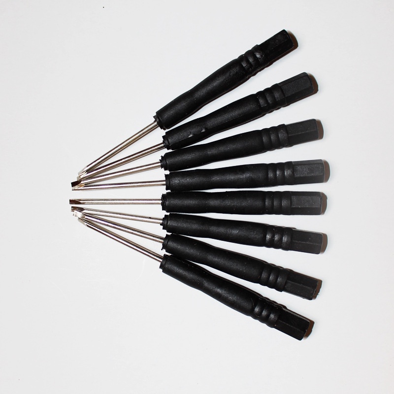 Tua vít đục lỗ quần jean thiết kế đơn giản thời trang