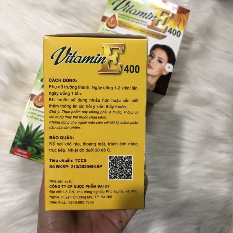 VITAMIN E 400 với chiết xuất lô hội - hộp 100 viên nang mềm