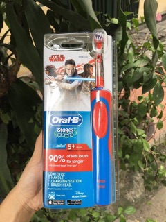 Bàn chải điện Oral-B Úc