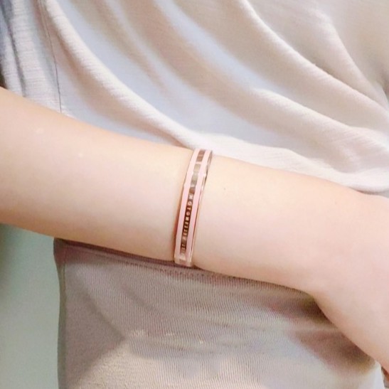 Vòng Tay Nam Nữ Daniel Wellington Classic Emalie Bracelet Dusty Rose Cuff DW Unisex Chính Hãng - OtisWatch