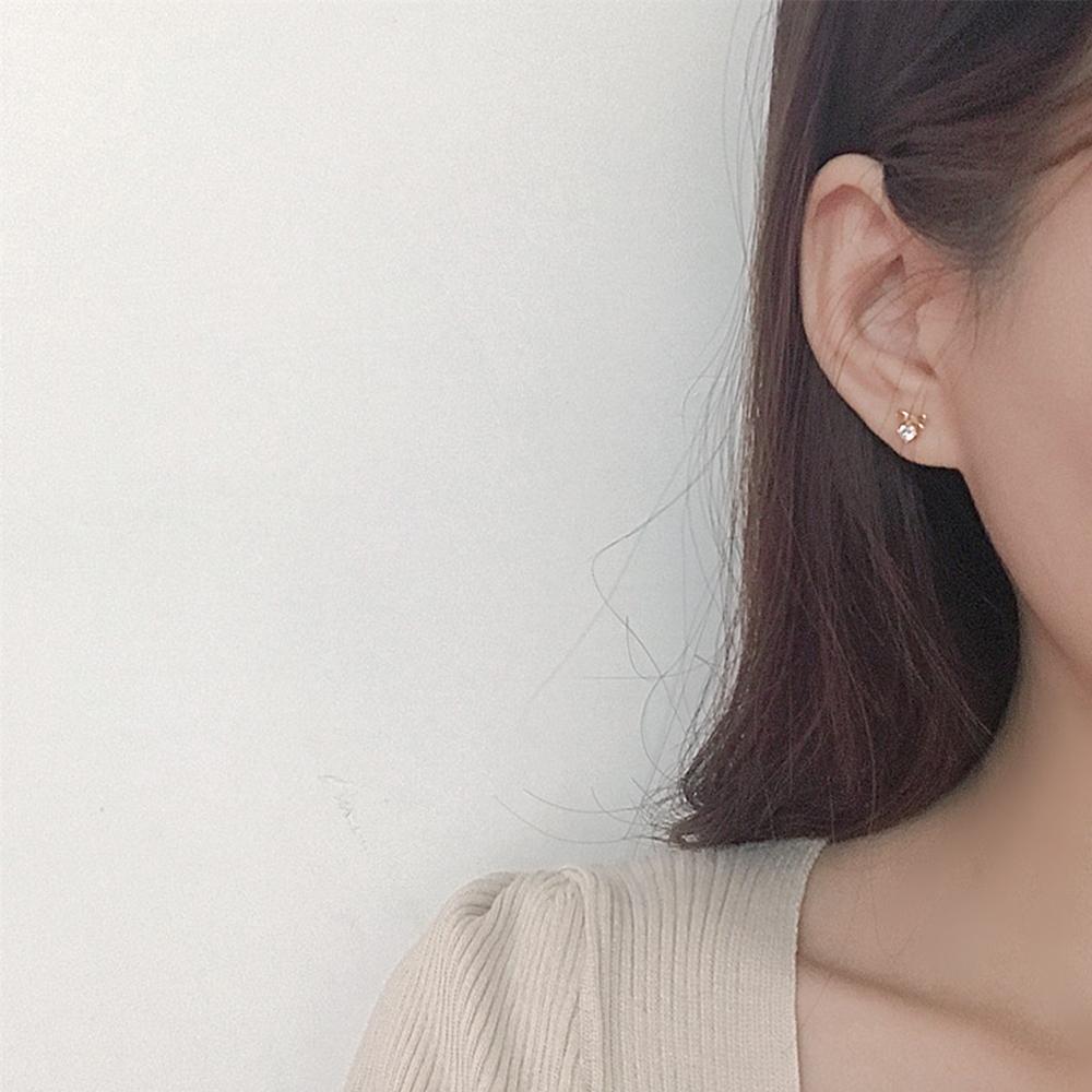 Khuyên Tai Nữ Trang Tạo Hình Độc Đáo