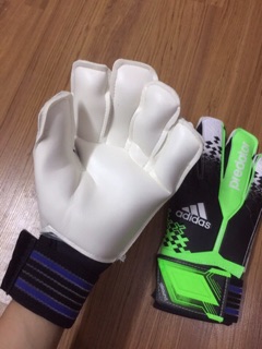 Găng Tay Thủ Môn Adidas Predator Mới 2015, 2016