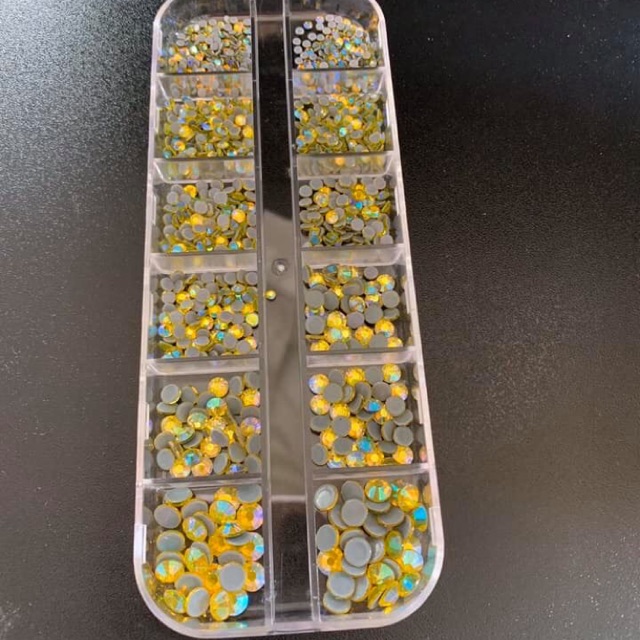 Đá chân keo màu vàng Ab mix size