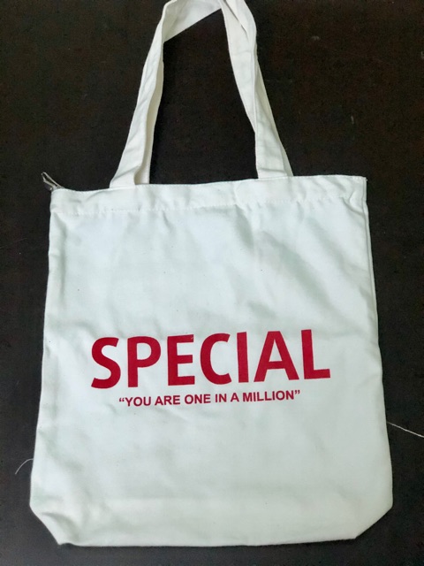 TÚI TOTE VẢI CANVAS SPECIAL CÓ KHÓA MIỆNG