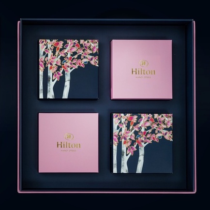 BÁNH TRUNG THU HILTON Hộp Cao Cấp 4 bánh x165g