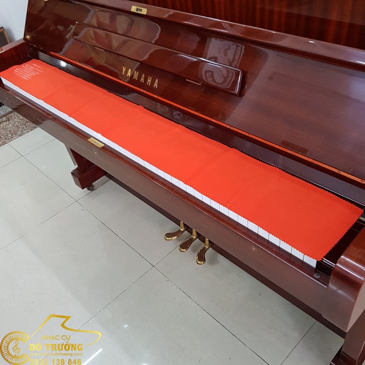Khăn phủ phím đàn Piano có chữ Nhật
