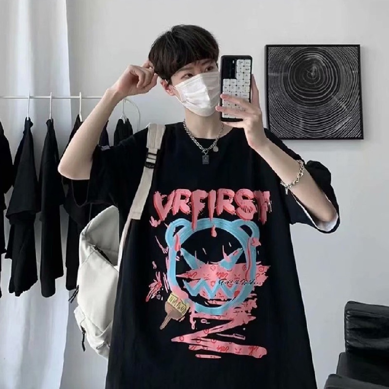 Áo thun tay ngắn cổ tròn dáng rộng in họa tiết Graffiti phong cách đường phố thời trang cho nam size M-5XL