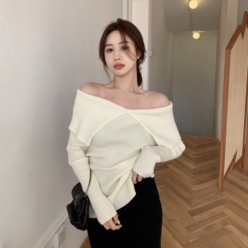 Áo thu đông nữ trễ vai chất len tăm dày mịn cổ điển xẻ tà