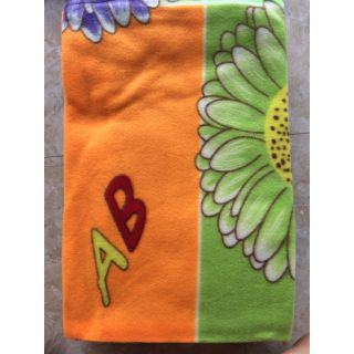 Chăn nỉ quấn cho bé sơ sinh