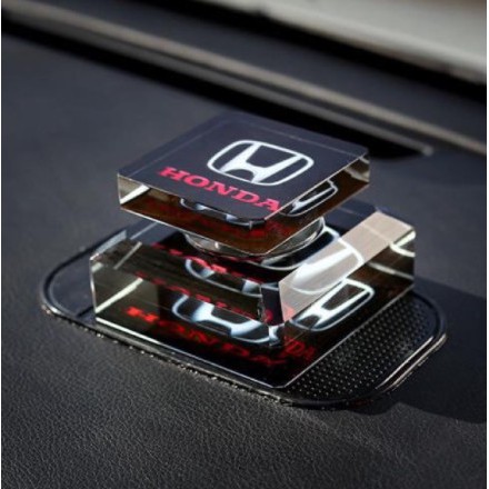 Nước hoa pha lê cao cấp đặt taplo xe hơi, ô tô logo hãng xe Toyota, Mazda, Ford, Kia, Hyundai, Honda,Toyota, Mazda, Ford