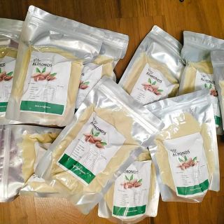 Bột hạnh nhân 500gr nguyên chất .