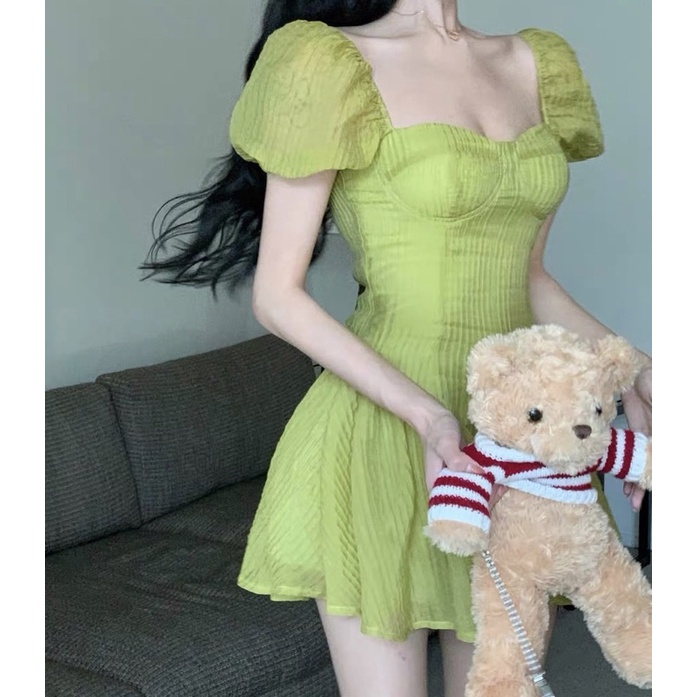 Đầm xoè cổ vuông Ulzzang