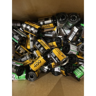 Lõi film và vỏ film 35mm - vỏ nhựa đựng film