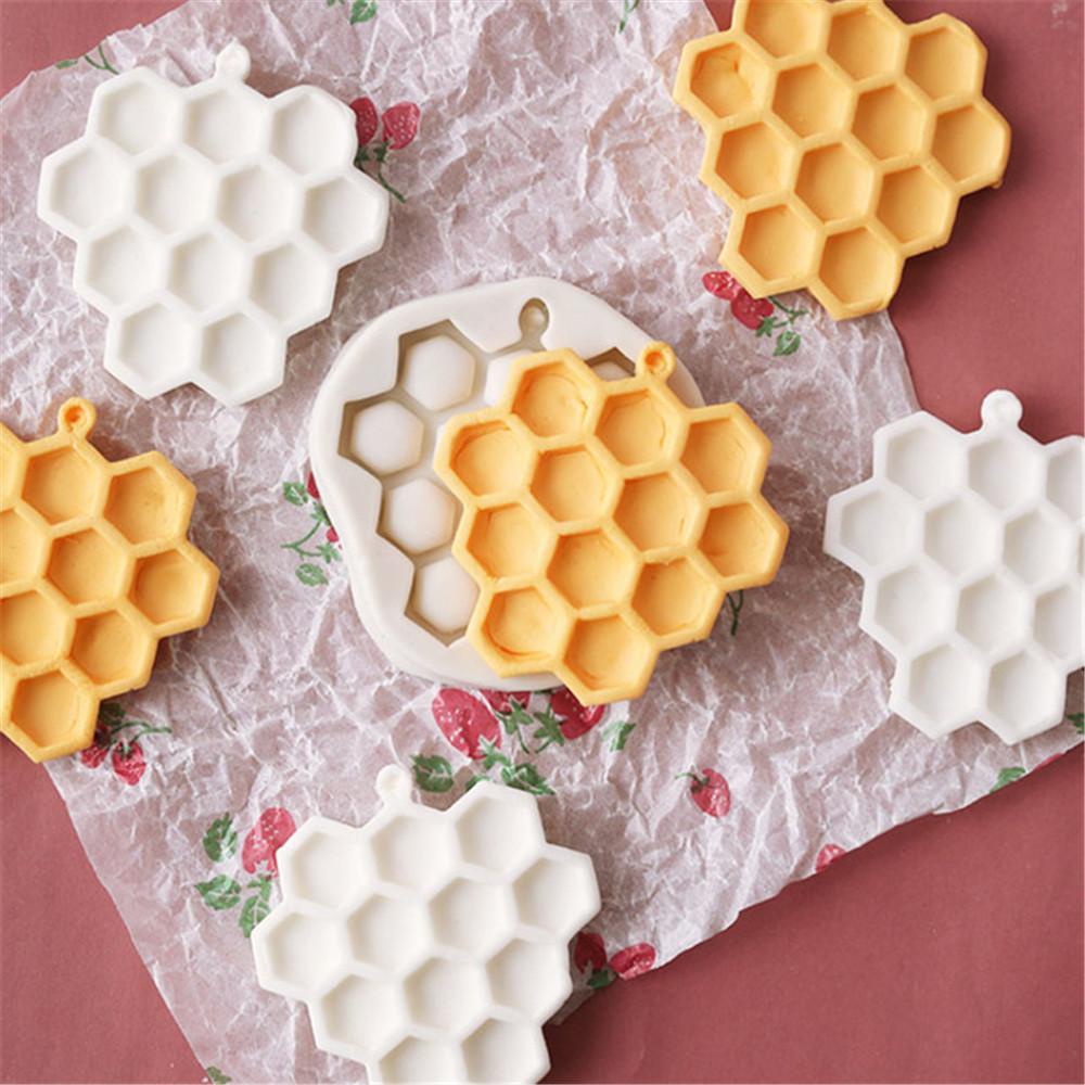Khuôn Silicone Làm Bánh Hình Tổ Ong Tiện Dụng