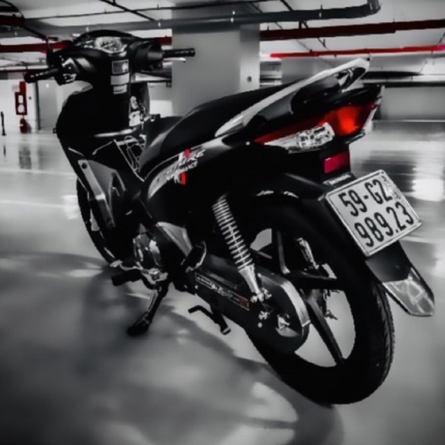 Tem decal logo sticker Việt Nam Performance Limited Edition cao cấp decal chính hãng