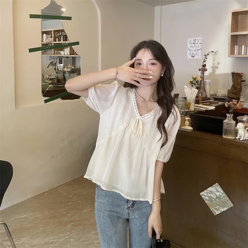 Áo chiffon BH nữ tay ngắn cổ chữ V có diềm xếp nếp mùa hè mới