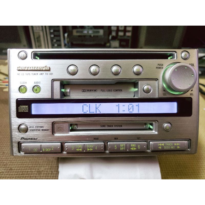 Máy phát nhạc Pioneer carrozerrla CD.MD.TAPE.RADIO FULLOPTION