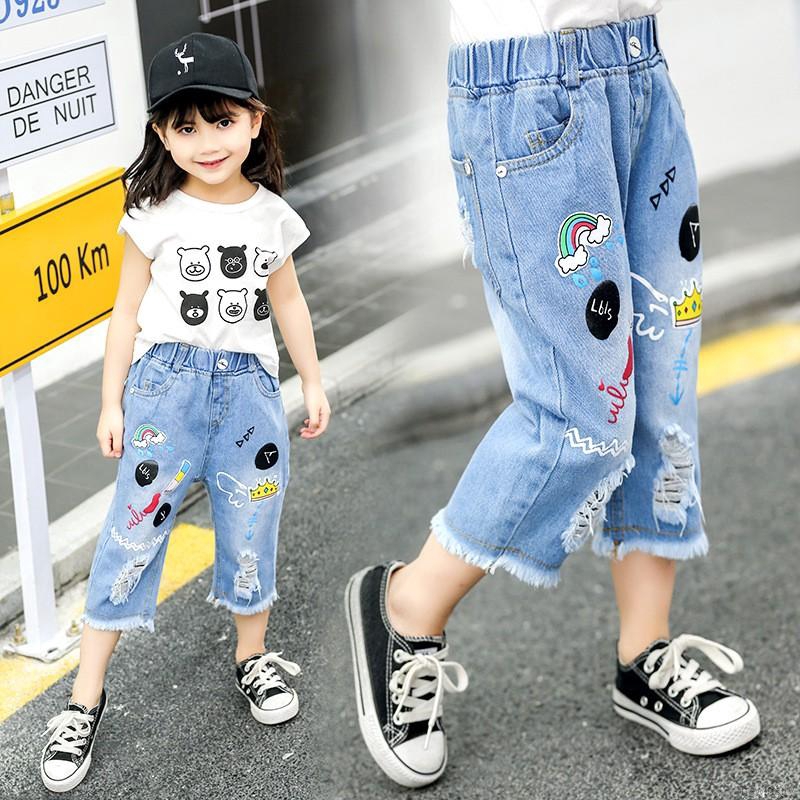 Quần jean rách in hoạt hình phong cách Hàn Quốc cho bé gái