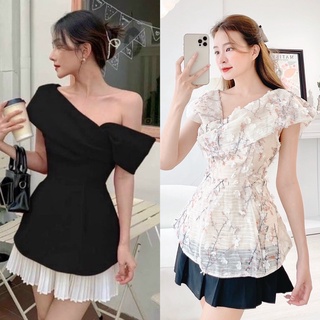 Set áo đen lệch vai kèm chân váy xếp ly trắng
