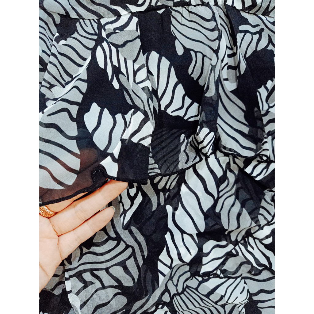 CHÂN VÁY VOAN 3 TẦNG HỌA TIẾT LẠ MẮT | BigBuy360 - bigbuy360.vn