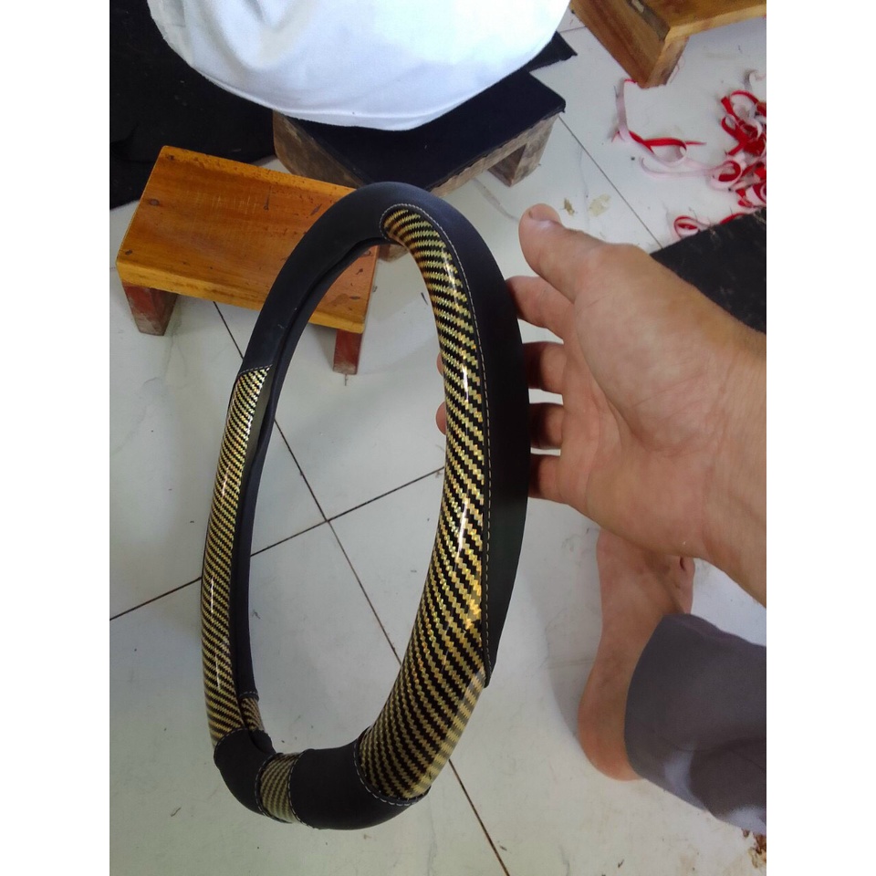 Seltos, Bọc vô lăng Dcut cho Kia Seltos 2020 2021 mẫu da carbon 3 màu tùy chọn