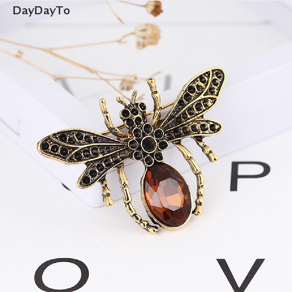 DayDayTo Retro Diamond Dragonfly Brooch For Women Men Party Clothes Brooch Pin Gifts .